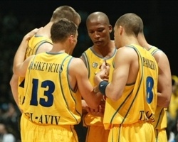 2005: Il quintetto di partenza del Maccabi Tel Aviv nella vittoriosa finale di Eurolega