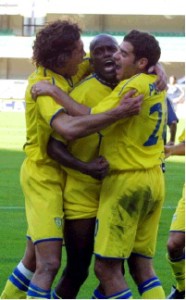 21 ottobre 2001: Il Chievo batte 1-0 il Parma e vola in testa alla classifica